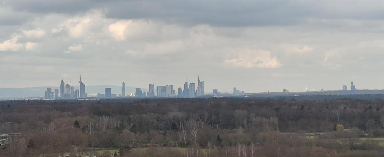 Skyline-Aussicht Und Fantastische Sonnenuntergaenge Apartment Langen  Luaran gambar